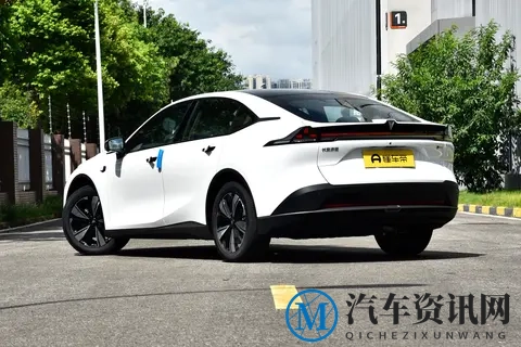 深蓝 L07 2026 款 550Max 华为乾崑 ADS SE 版：纯电入门的高性价比之选-3