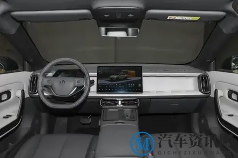 10万级纯电大玩具!零跑Lafa5无框门+宽体,真不是买菜车能比的-2