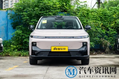 十万预算选车不纠结!零跑B10真实体验-3