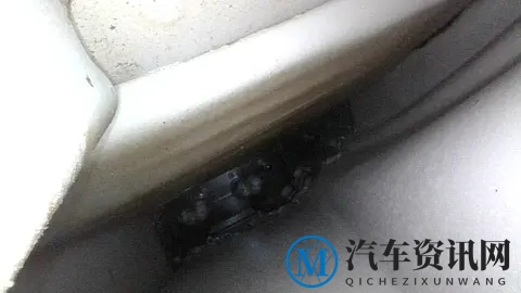 能旋转吃火锅！鸿蒙智行首款MPV将上市，智界V9值得等吗-1