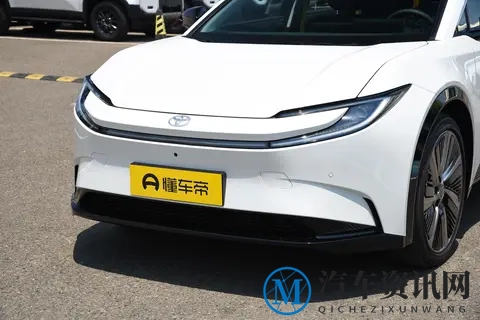 13万级爆款!一汽丰田bZ5真能打，硬核安全+大空间太懂普通人-1