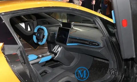 900千瓦性能怪兽登场!昊铂SSR手绘金定制皮,谁能驾驭奢华巅峰?-2