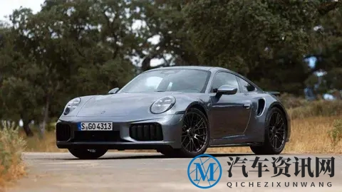 911 Turbo S来了，重量超标却跑得飞快，保时捷这次玩的是技术魔法-1