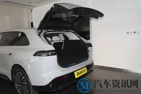 告别里程焦虑！这台SUV纯电能跑265km，综合1615km，家用挺合适-1