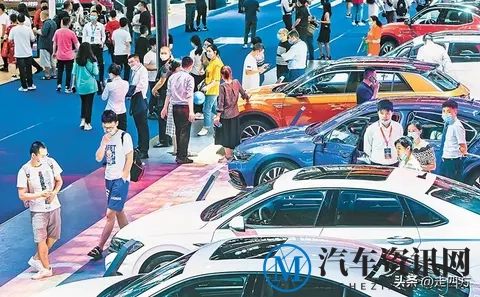燃油车“重返赛道”！中国为何突然转向？背后原因值得深思-1