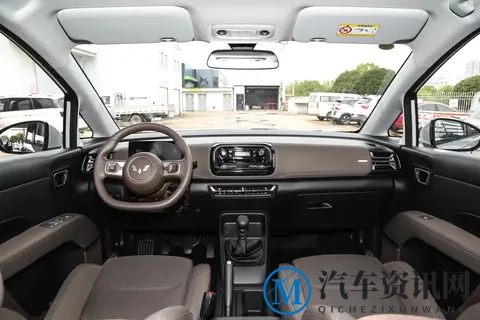 7.3万元起售！一车三动力，全能舒享大7座，这款车好开又好坐-1
