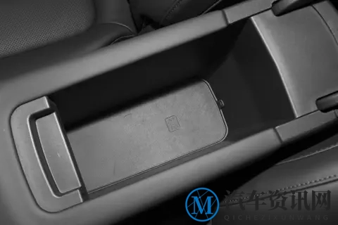 Z世代纯电SUV新选择：欧拉5深度体验，颜值智能双在线-3
