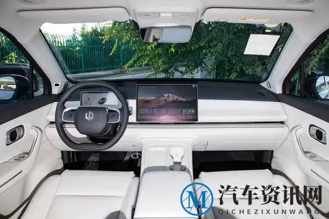 14万就能买六座车？体验零跑C16，家用选车也有小技巧-2