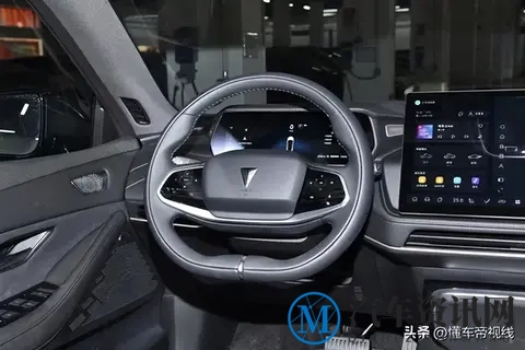 新车 | 售11.99万元_限量4000辆，深蓝经典·SL03正式上市-3