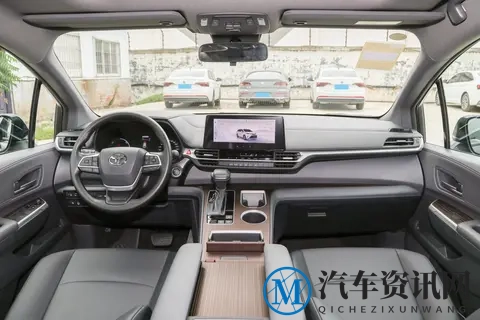 家庭 MPV 选购参考 2024 款格瑞维亚全维度解析-3