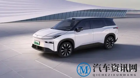 华为高调,Momenta低调,但智能驾驶的“装”法本来就不止一种-3
