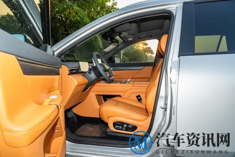 定义家庭出行新范式:东风奕派2026款eπ008增程超尊版价值探析-3