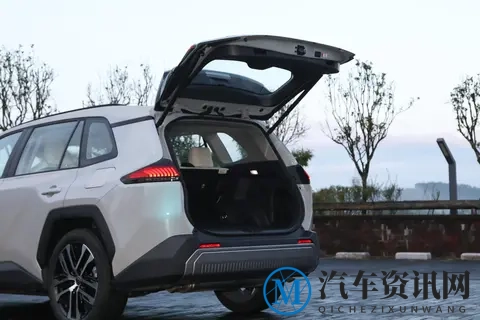 全新威兰达登场:一场为“油车正名”的价值革新?-1