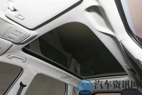 零跑B10促销值得买吗？我用两个月的真实体验告诉你-2