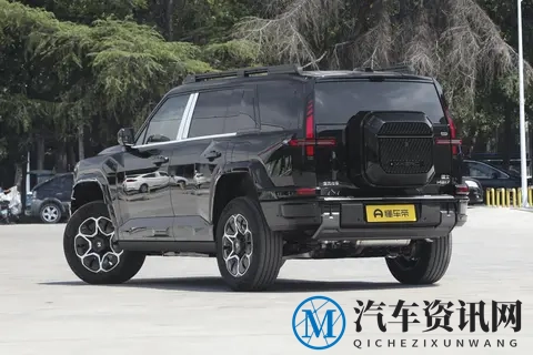 终于等到！不妥协的智能越野真的来了，聊聊猛士 M817-3