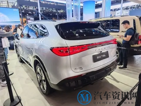 十万级大5座SUV“卷王”！猎鹰智驾+零重力座椅，还要啥理想L6?-1