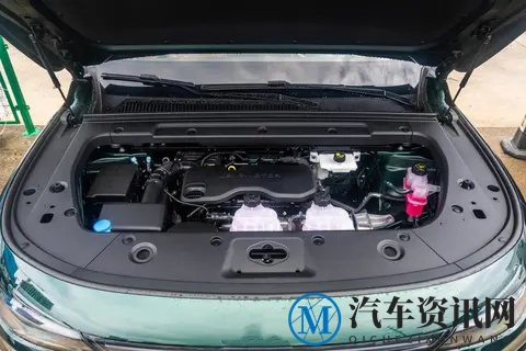 20万内买六座SUV可以看看零跑C16！配8295芯片，还有激光雷达加持-1