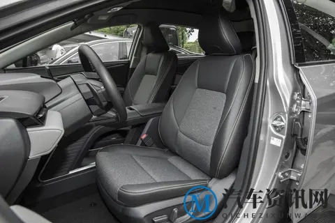 颜值高、用着方便又实用,一汽丰田bZ5适合家庭用车-3