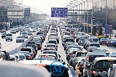 燃油车“重返赛道”！中国为何突然转向？背后原因值得深思-3