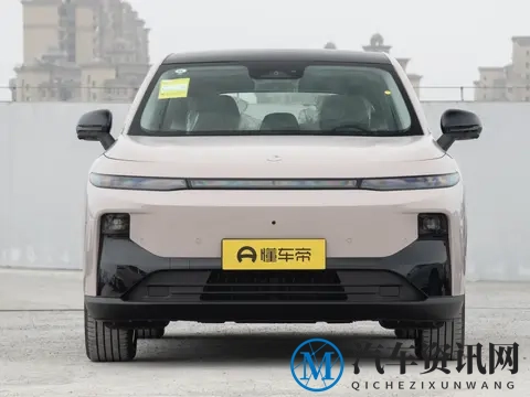 零跑B10这辆车在海外售价高达20万，国内只要10万左右？-1