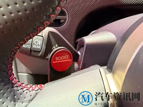 电动MINI JCW是什么样的?广州车展实拍“小红钢炮”给你看-2