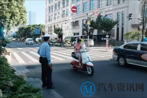 为什么摩托车违章不容易被拍?不是“没监控”是这3个漏洞在撑腰-1