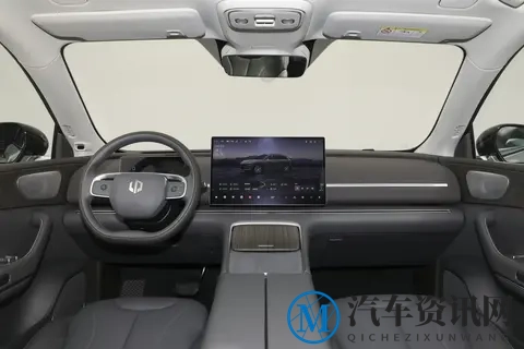 零跑C11增程版销量火爆的秘密：15万级至适合冬季的混动SUV！-3