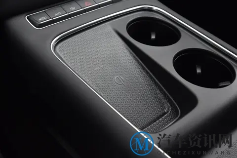 哈弗H6L来了，限时10.39万元起，百公里油耗7.4L，大五座，香吗？-3