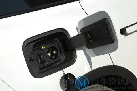 试驾零跑C11,这台15万多的增程车,有什么亮点?-1