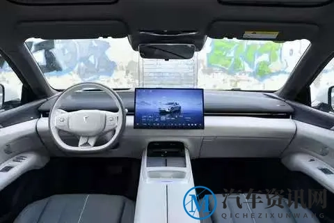 15万想买“好用不贵”的智能车?深蓝L07的真实体验,全是实在话-3