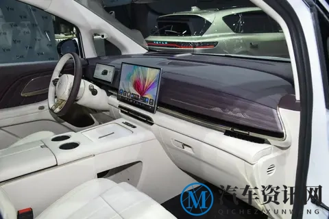 岚图梦想家山河正式上市！70.99万四座MPV，华为智驾加持，牛-3