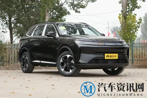 10.39万起，2.0T+9DCT动力组合，油耗7.4L，哈弗H6L有多能打？-1