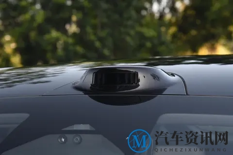 标配全域智混系统，这车终于预售，起步价31.3万-1