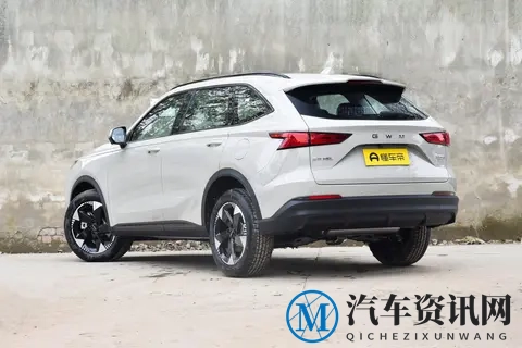 长城又一“爆款”？限时10.39万元起，油耗7.4L，2.0T发动机，香-3