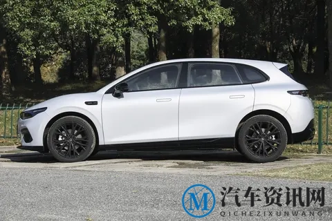 预算 10 万买纯电？先看零跑 Lafa5 再决定-2