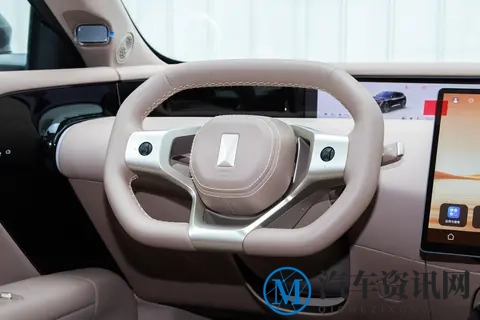 阿维塔07增程版:20.99万的“家庭友好”SUV,到底有多均衡?-2