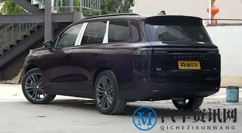 10万级大5座SUV,配车载冰箱+高配置,还有哪些理由不买它?-1