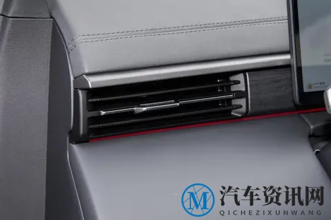拒绝“参数堆砌”!这台家用SUV用细节征服了全家老小-3