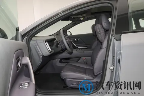 10 万级运动轿跑，无框车门+19 寸大轮毂，零跑Lafan5能否成功？-2