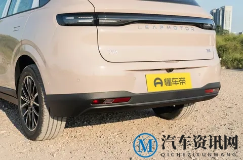 9万多买合资品牌纯电车，综合产品力不输同级，零跑B10香不香？-2