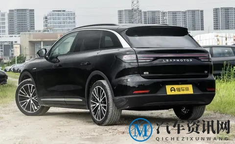 冬季开车，选一辆续航稳定，冬日不打冷颤的SUV，零跑C11很不错-3