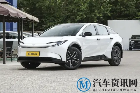 13万起纯电SUV选均衡?丰田bZ5实测:空间_安全_续航全在线-1