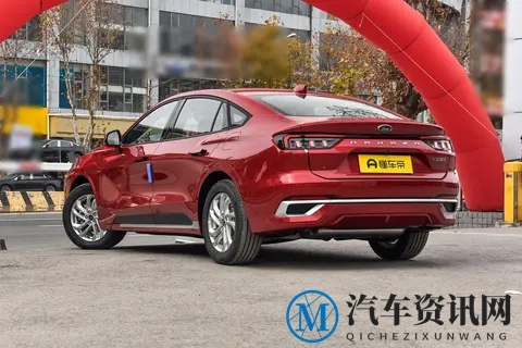 当“实用主义”遇上“驾驶浪漫”？福特新蒙迪欧给出更幸福答案！-3