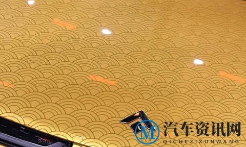 900千瓦性能怪兽登场!昊铂SSR手绘金定制皮,谁能驾驭奢华巅峰?-1