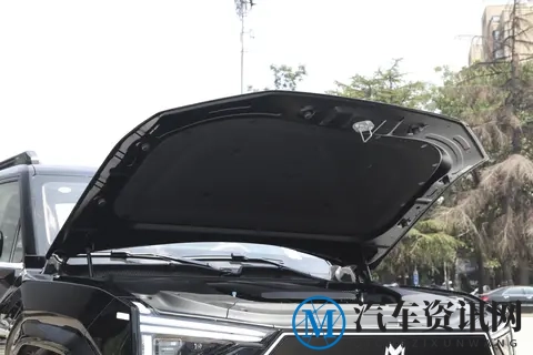 无界闯远方——猛士M817深度试驾：一半城市烟火，一半旷野星辰-2