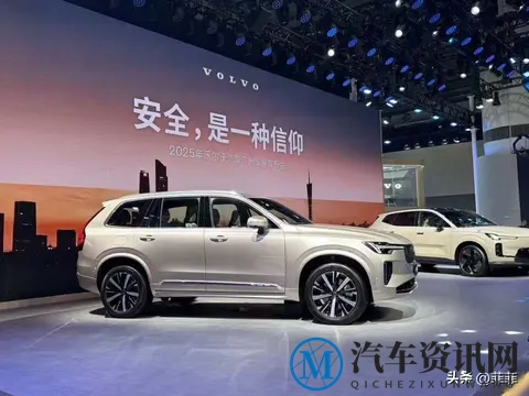 沃尔沃XC90改款,空间缩水引争议,北欧设计真能扛住实用主义?-3